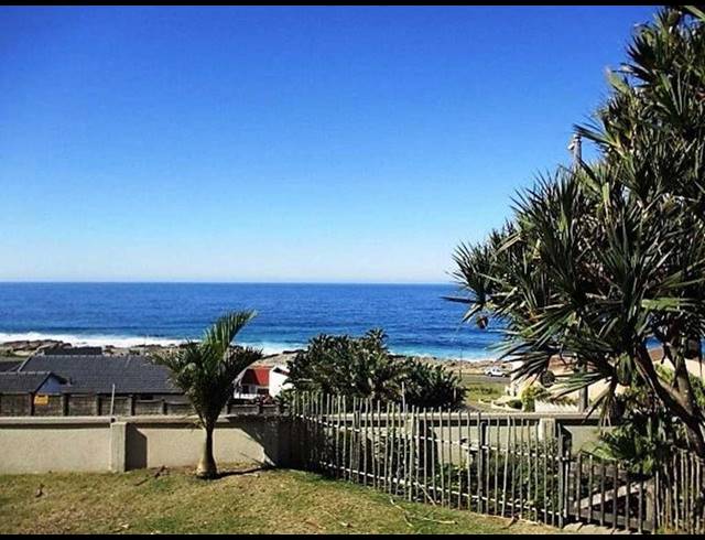 12 BEDROOM HOUSE FOR SALE IN MANABA BEACH
